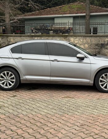 Sunprise Car Rental'dan Kiralık VW Passat – 2022 – Benzin Otomatik